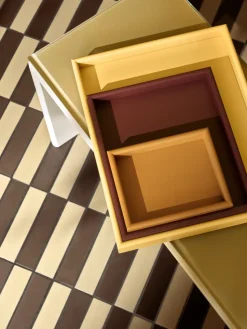 Arrange tray small 17.3x21.4 cm, Amber