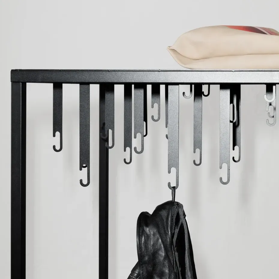 Ateljé clothes hanger, Black