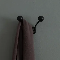 Bill XXS hanger, black