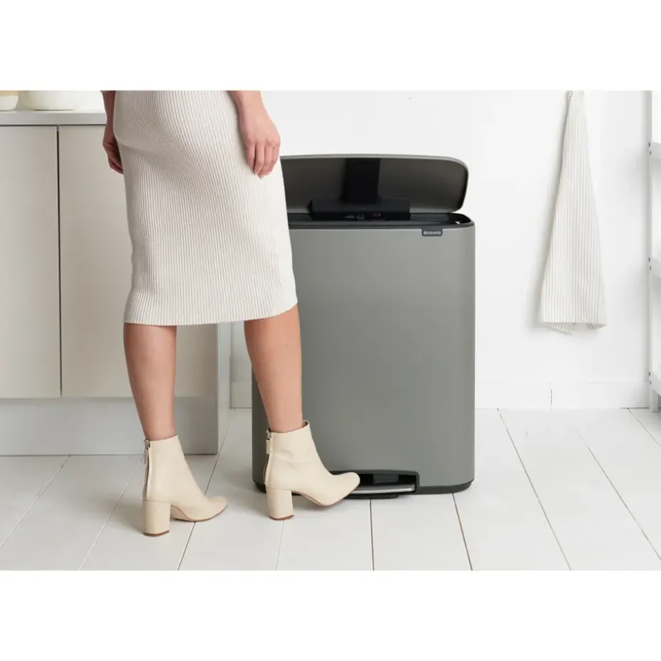 Bo pedal bin 60 L, Mineral concrete grey