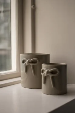 Bow pot Ø11 cm, Shiny mole