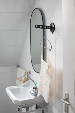 Brabantia hanger with suction cup, Black