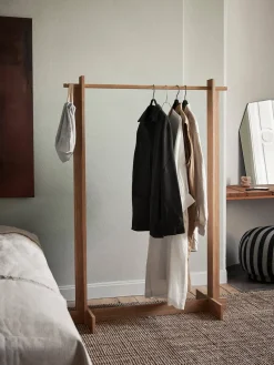 Bridge Clothes Rack clothes hanger, Oiled Oak