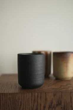 Burn scented candle 60 h, Black