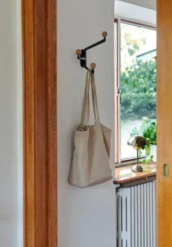 Capture SC74 hook small 3-arms, Graphite-Oak