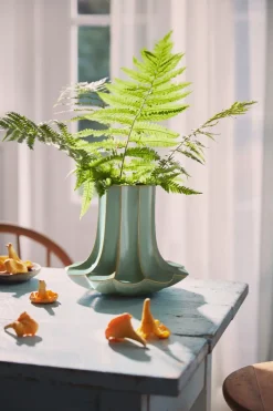 Chanterelle vase, Green, 20.5 cm