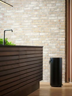 Circular pedal bin 35 L, Svart