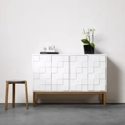 Collect cabinet 2010 low, Oak