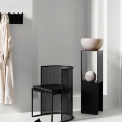 Column hanger, Oak black lacquered