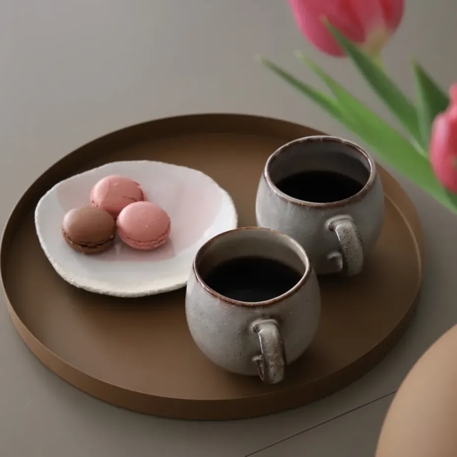 Cooee tray 30 cm round, coconut