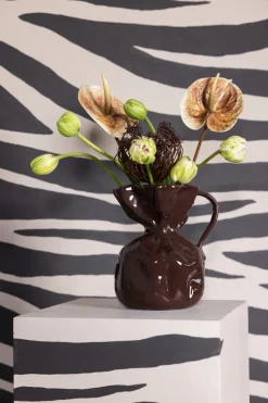 Crumple vase, Brown