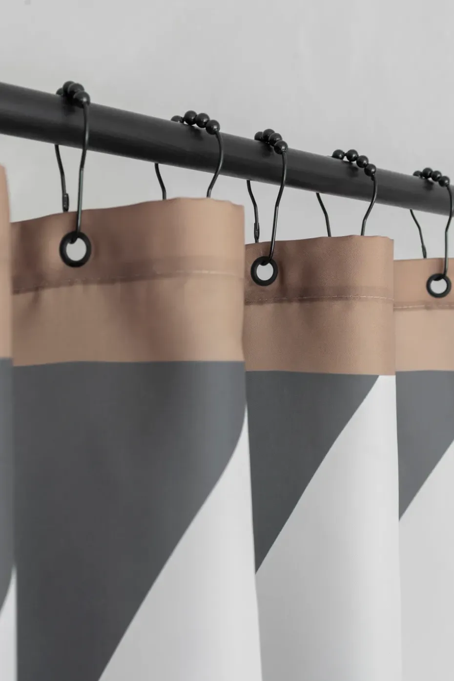 Diagonal shower curtain 150x200 cm, Dark grey