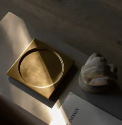 Divot tray, Brass