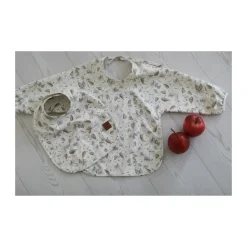 Elsa Beskow Tomtebobarnen bib with sleeve, Green