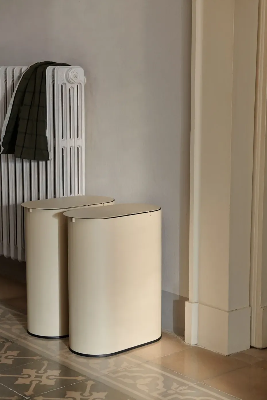 Enkel waste bin medium, Cashmere