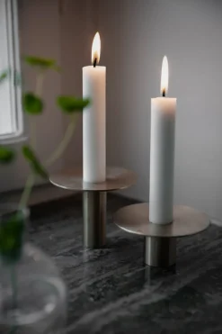 Ernst candle sticks brushed brass Ø9.2 cm, 4 cm