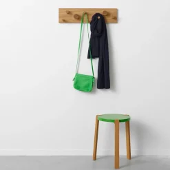 Fellow hanger, Oak