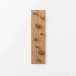 Fellow hanger, Oak