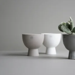 Figure flower pot Ø15 cm, white
