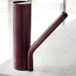 Grab watering can, Plum