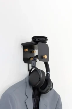 Hang in There wall hanger, Black-brass