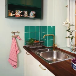 Happy Hook, green