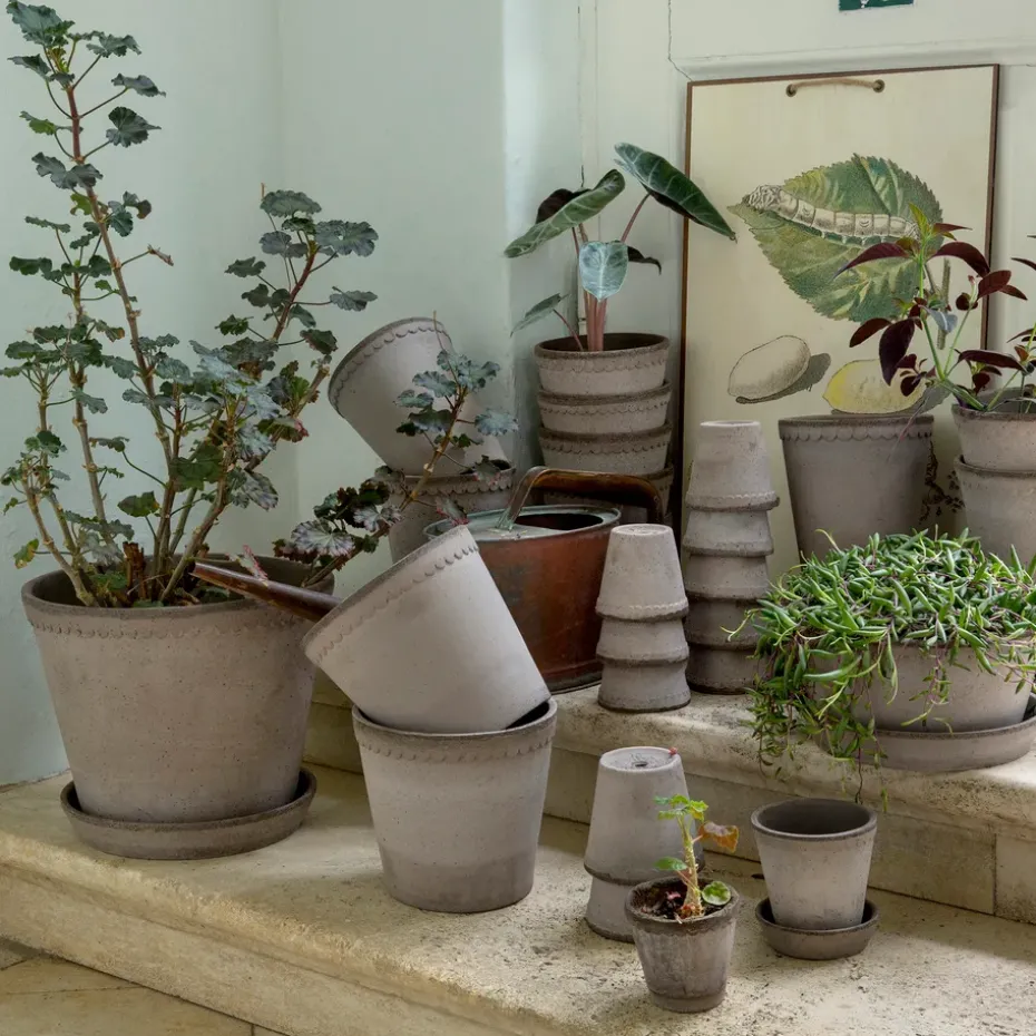 Helena flower pot Ø18 cm, grey