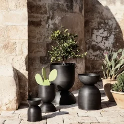 Hourglass flower pot extra small Ø21 cm, Black-dark grey