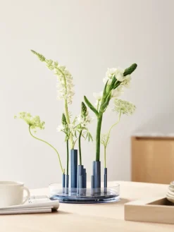 Ikeru low vase, Dusk blue