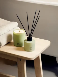 Inhale scented candle 230 g, Garden greens