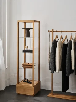 Japanese display cabinet medium, Warm oiled oak