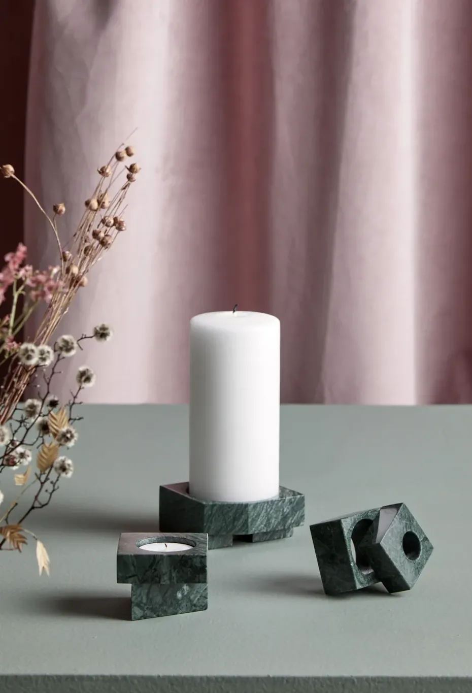 Jeu de dés 2 candle holder marble, Green