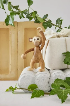 Jolly monkey decoration 11 cm, Oak