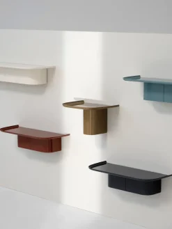 Korpus 4 hook wallshelf M, Cream