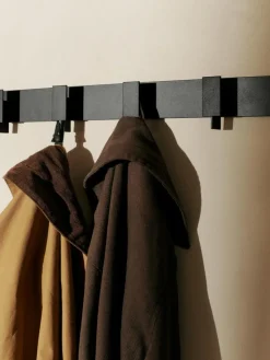 Lager clothes hanger 71 cm, Black