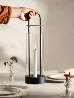 Lotus hurricane lantern, black