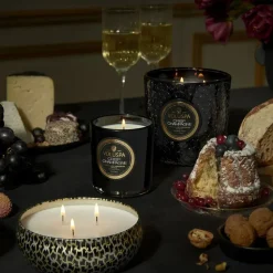 Maison Noir 3-wick Tin scented 40 hours, Crisp Champagne