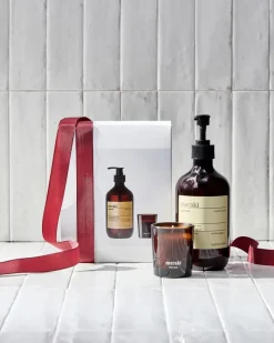 Meraki gift set hand soap and scented candle, Northern dawn + dark wood