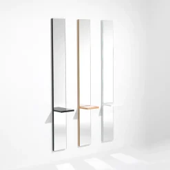 Mirror, mirror, Black