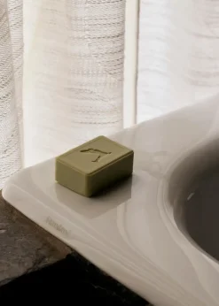 Mnemonic MNC3 hard soap 100 gr, Into the moor