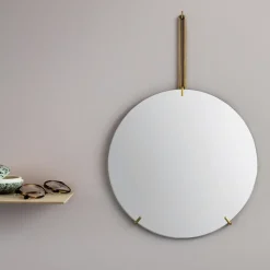 Moebe Wall mirror Ø 30 cm, Brass