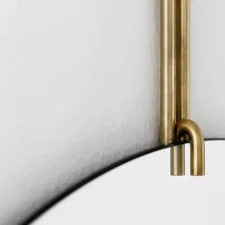 Moebe Wall mirror Ø 50 cm, brass