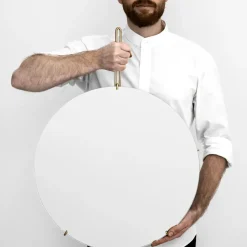 Moebe Wall mirror Ø 50 cm, brass