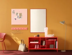 Montana noticeboard 69.6x69.6 cm, Ruby