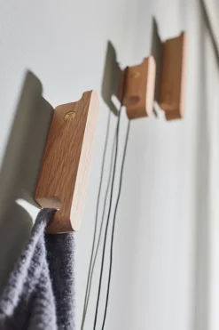 Multi Hooks hook set of 3, Oak