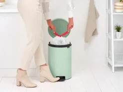 New Icon pedal bin 20 liter, Jade green