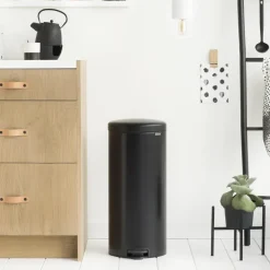 New Icon pedal bin 30 liter, matt black (black)