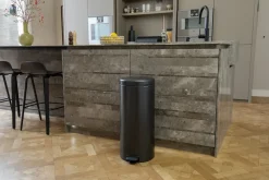 New Icon pedal bin 30 liter, Confident grey