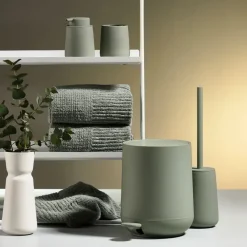 Nova One toothbrush holder, Matcha green