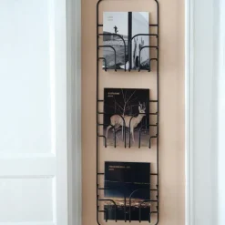 Now magazine holder, black